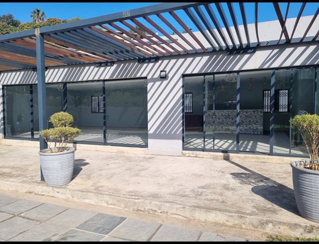 2 BEDROOM FLAT FOR SALE IN MORNINGSIDE